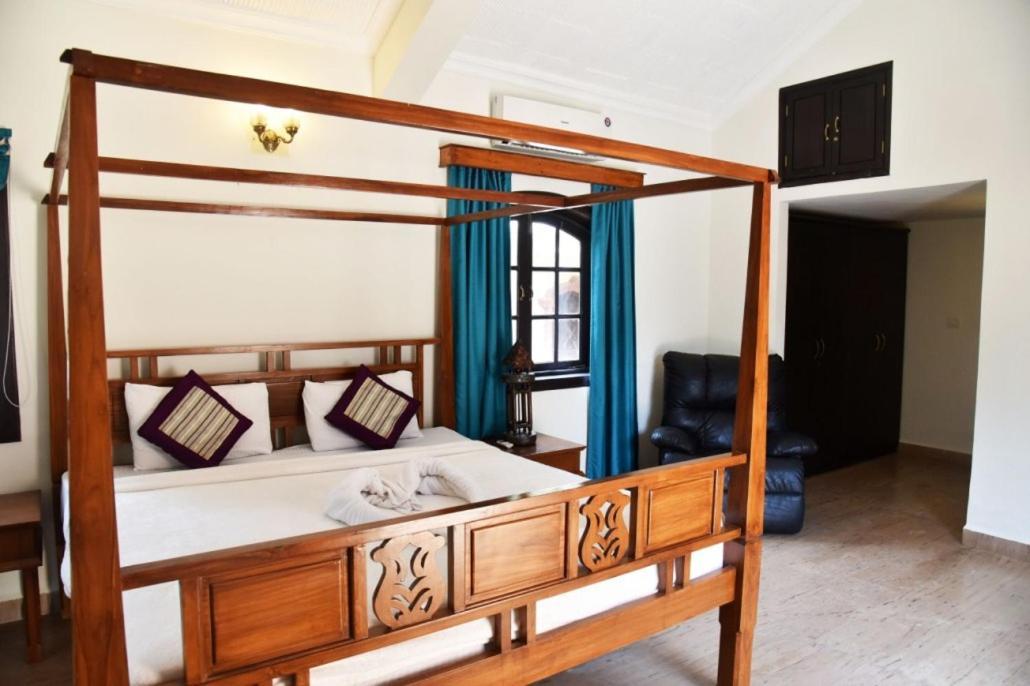 Grace Candolim Luxury Villa Exterior foto